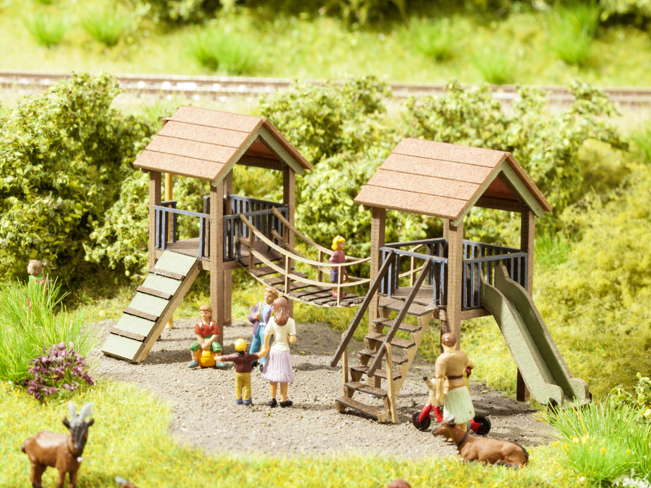 Adventure Playground KIT Etrains