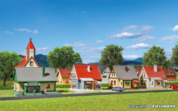 Z Scale Buildings Archives - E-trains