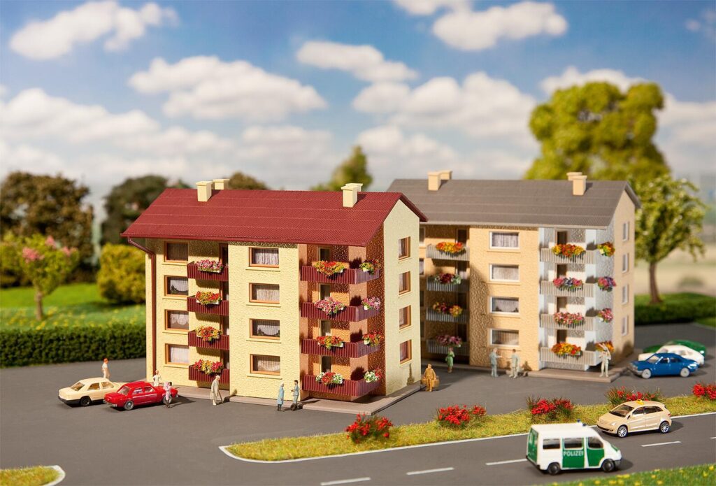 N Scale Buildings | N Scale Buildings & Structures | e-Trains